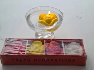 Candele galleggianti decorative rosa e gialle