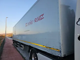 Semirremolque paquetero