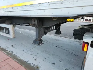 Semirremolque paquetero