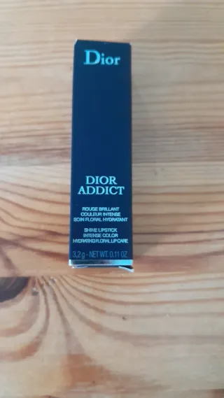 Pintalabios Dior Addict Rojo. 8