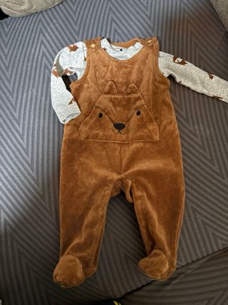 Lote Ropa Bebé Niña/Niño 4 trajes 2 bodys