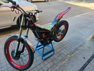 Moto de trial vertigo