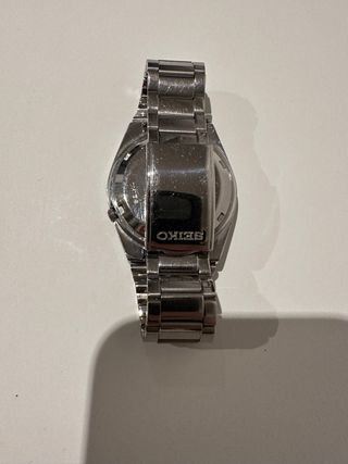 Reloj Seiko 5 Automático Dorado