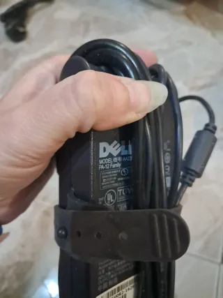 Adaptador de corriente portátil