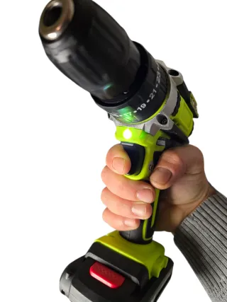 Taladro Inalámbrico 28V + 2 Baterías y Accesorios