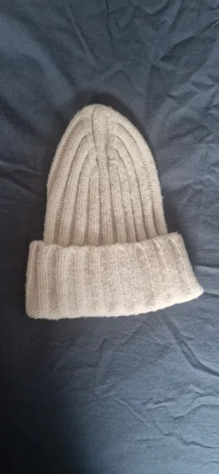 Gorro de lana tejido
