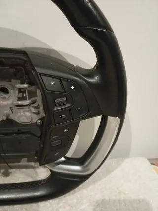 Volante Citroen C4 Picasso II