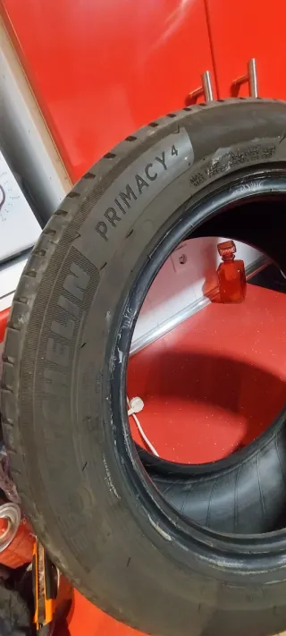 Neumáticos 205/55 R16 91V precio 60€ las dos monta