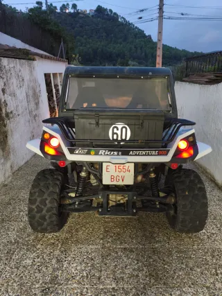 Buggy Corvus Adventure 900