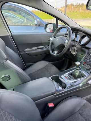 Peugeot 3008 2015