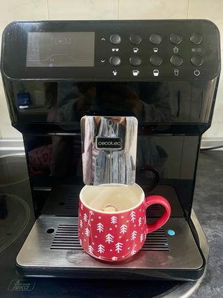 Cafetera Cecotec super automatica