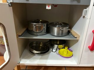 Piccola cucina in legno per bambini