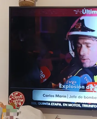 TV 58 con fallo lado izquierdo, marca Samsung