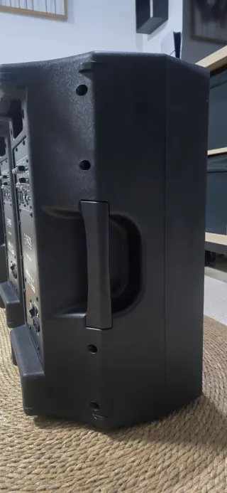 Altavoces autoamplificados Ihos naxo 12a dsp