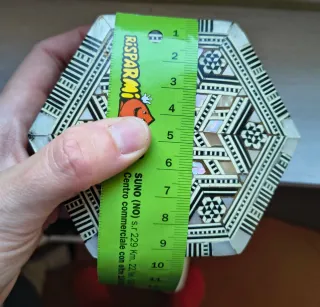 Porta oggetti esagonale intarsiato