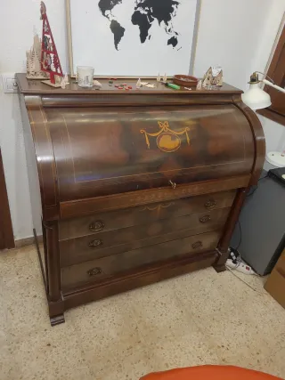 Escritorio secreto madera con cajones