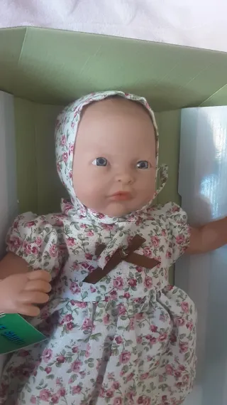 Muñeca Ralf Smith con chuoete imantado