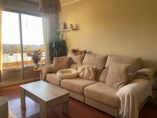 Mesa centro elevable madera.