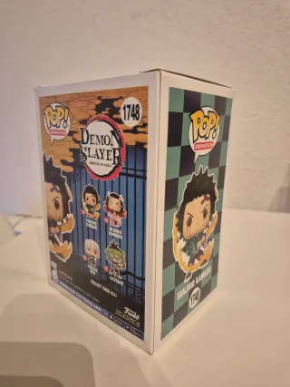Funko Pop! Demon Slayer 1748 Tanjiro Kamado