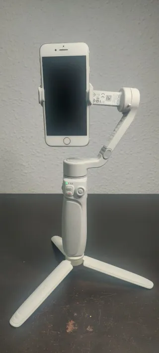 Estabilizador Móvil Gimball Zhiyun Smooth Q4