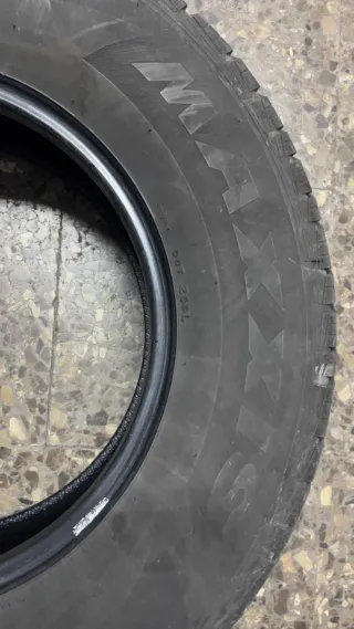 Neumáticos 225/75 R 16 104 H maxxis