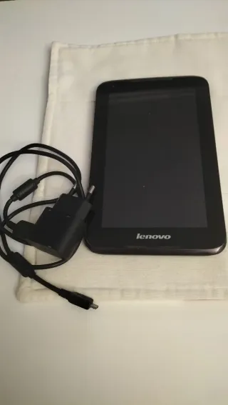 Tableta Lenovo Negra1