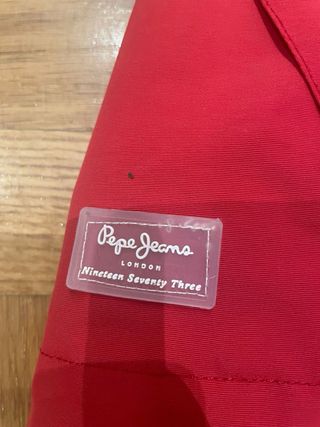 Chaqueta Pepe Jeans Roja y Blanca