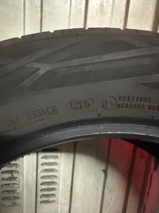 Neumáticos Continental EcoContact 6 235/55 R19