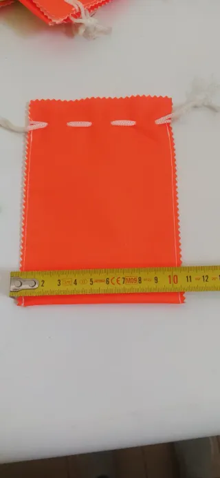 Sacchetti portaoggetti colorati