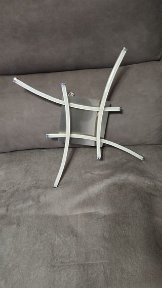 Lámpara de pared moderna metal y plástico