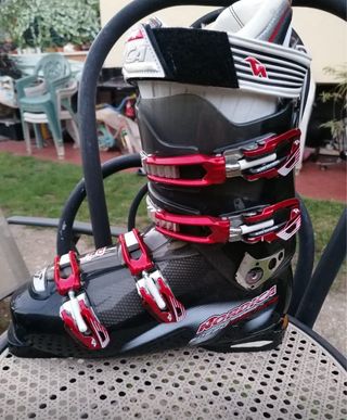 Scarponi sci NORDICA SPEED MACHINE