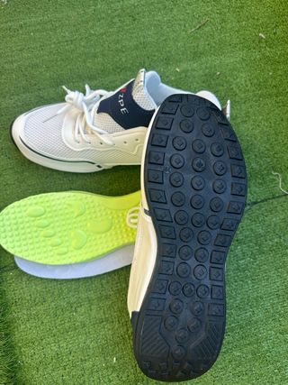 Zapatillas deportivas blancas y azules nunca usado