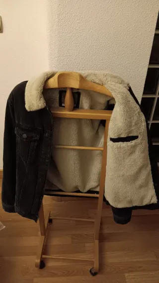 Cazadora vaquera negra de chico