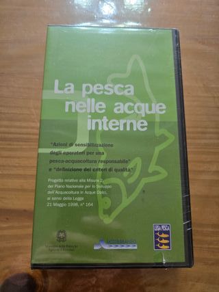 VHS + DVD La pesca nelle acque interne