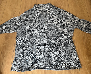 Blusa leopardo manga 3/4
