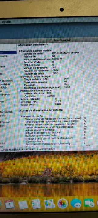 MacBook Air 13' mediados 2011 cargador y caja .