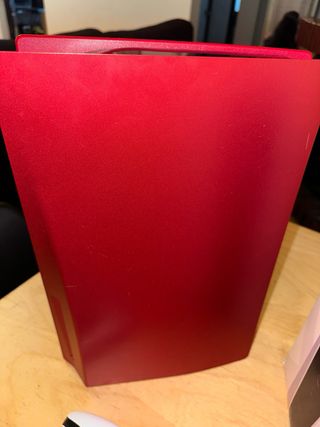 Consola PlayStation 5 PS5 Roja y Negra