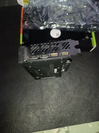 Corsair Vengeance DDR5 32GB 6000MHz CL30 + 4060Ti