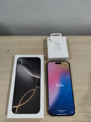 iPhone 16 Pro Max 256GB Titanio