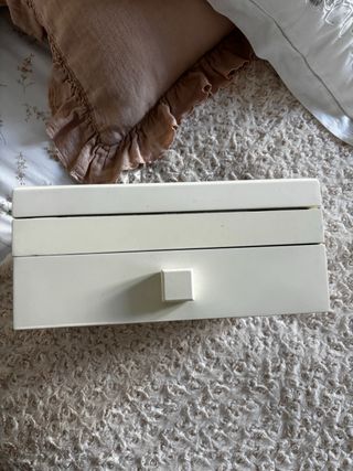 Joyero Zara Home blanco con cajón