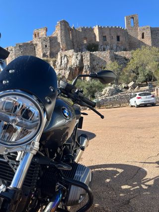 Cúpula negra para moto