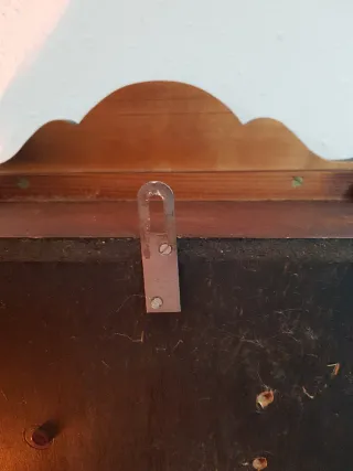 Hornacina madera tallada para colgar en pared.