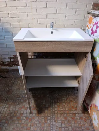 Mueble de baño con lavabo