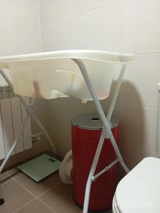Bañera bebé con soporte Jané