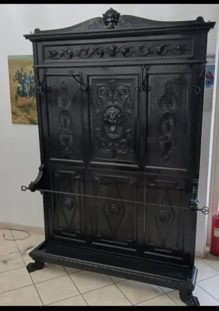 Antica Cappottiera antica in legno