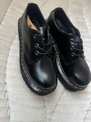 Zapatos Dr. Martens Negros
