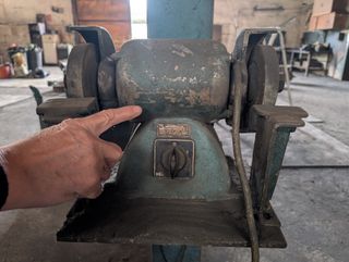 Lote 2 Esmeriladoras de fundición
