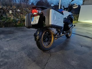 BMW GS 1250 - 24.000 km Con Maletas!