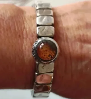 Collares y Pulseras Ciclón