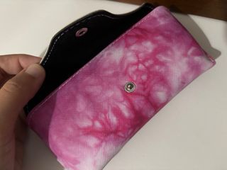 Estuche gafas tie-dye rosa y blanco